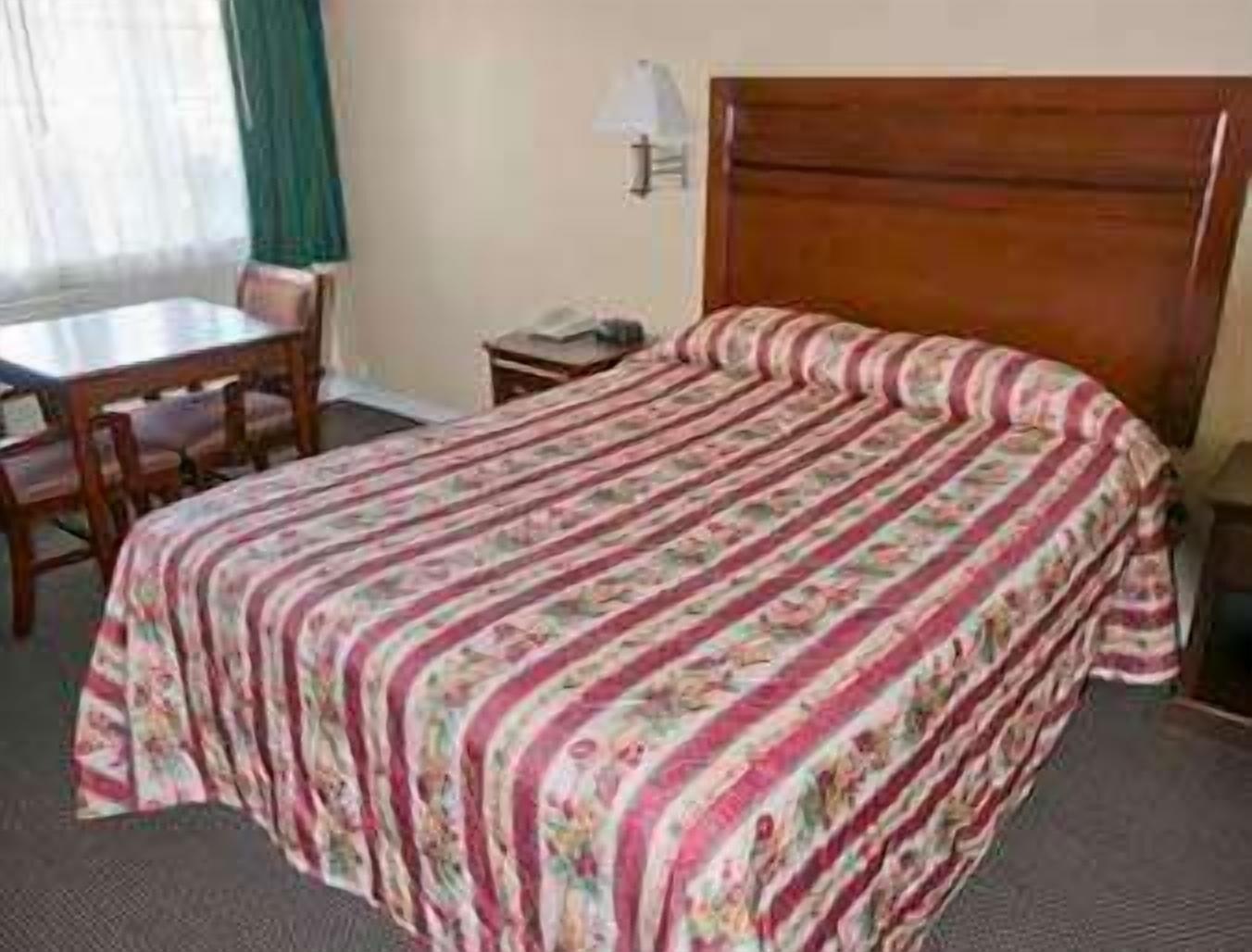 Surestay By Best Western Fresno Central Bagian luar foto